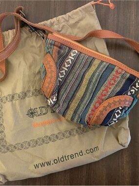 Multicolor Woven Crossbody Bag with Brown Trim